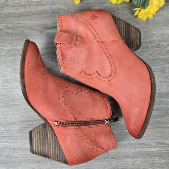 FRYE Reina Booties - Picture 3 of 16